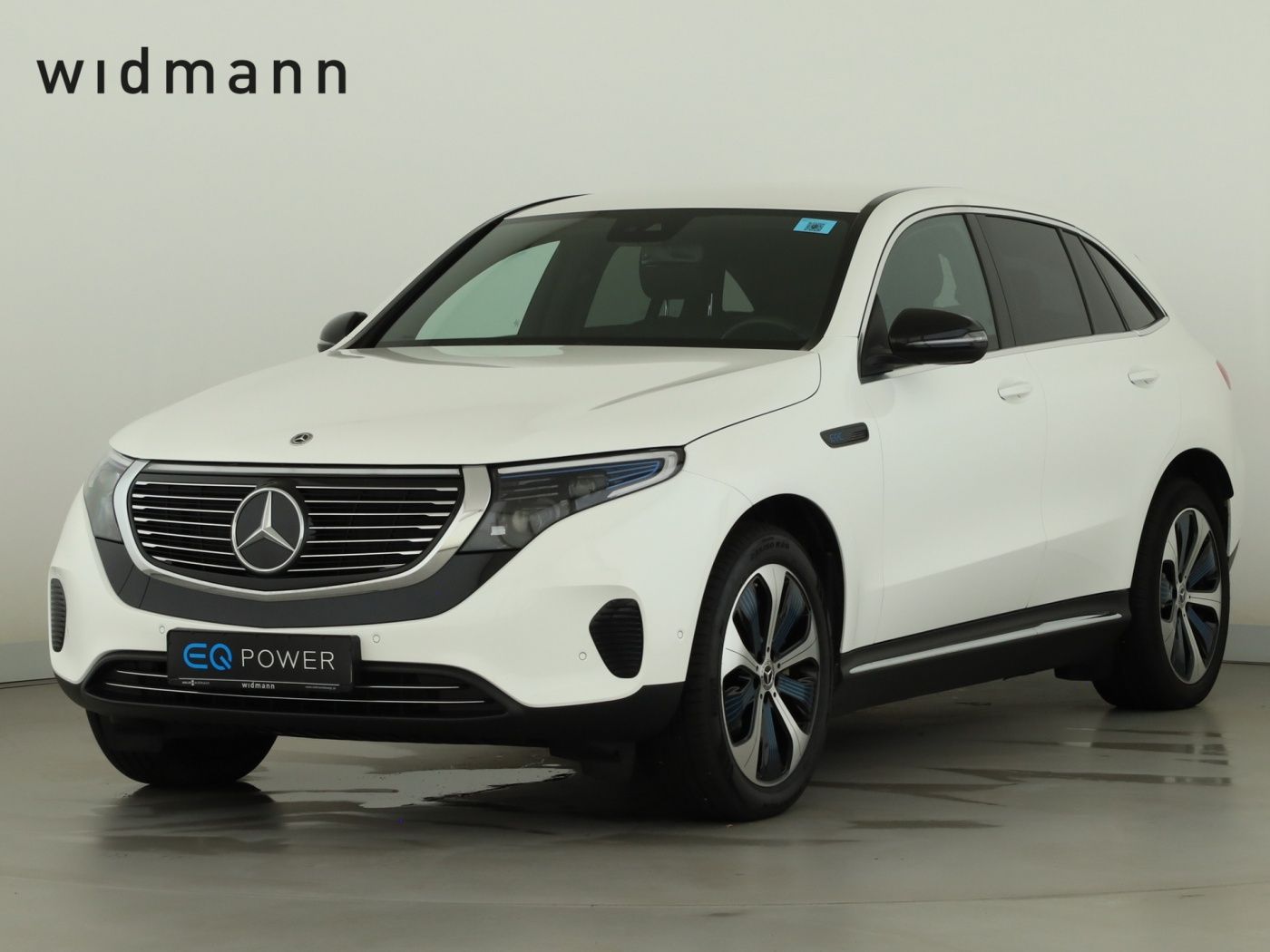 Mercedes-Benz EQC 400 4M *AHK*Park-Paket*20 Zoll*SpurH*el.Heck
