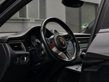 Porsche Macan - 7