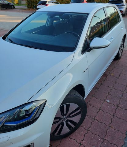 Volkswagen Golf e-Golf e-Golf