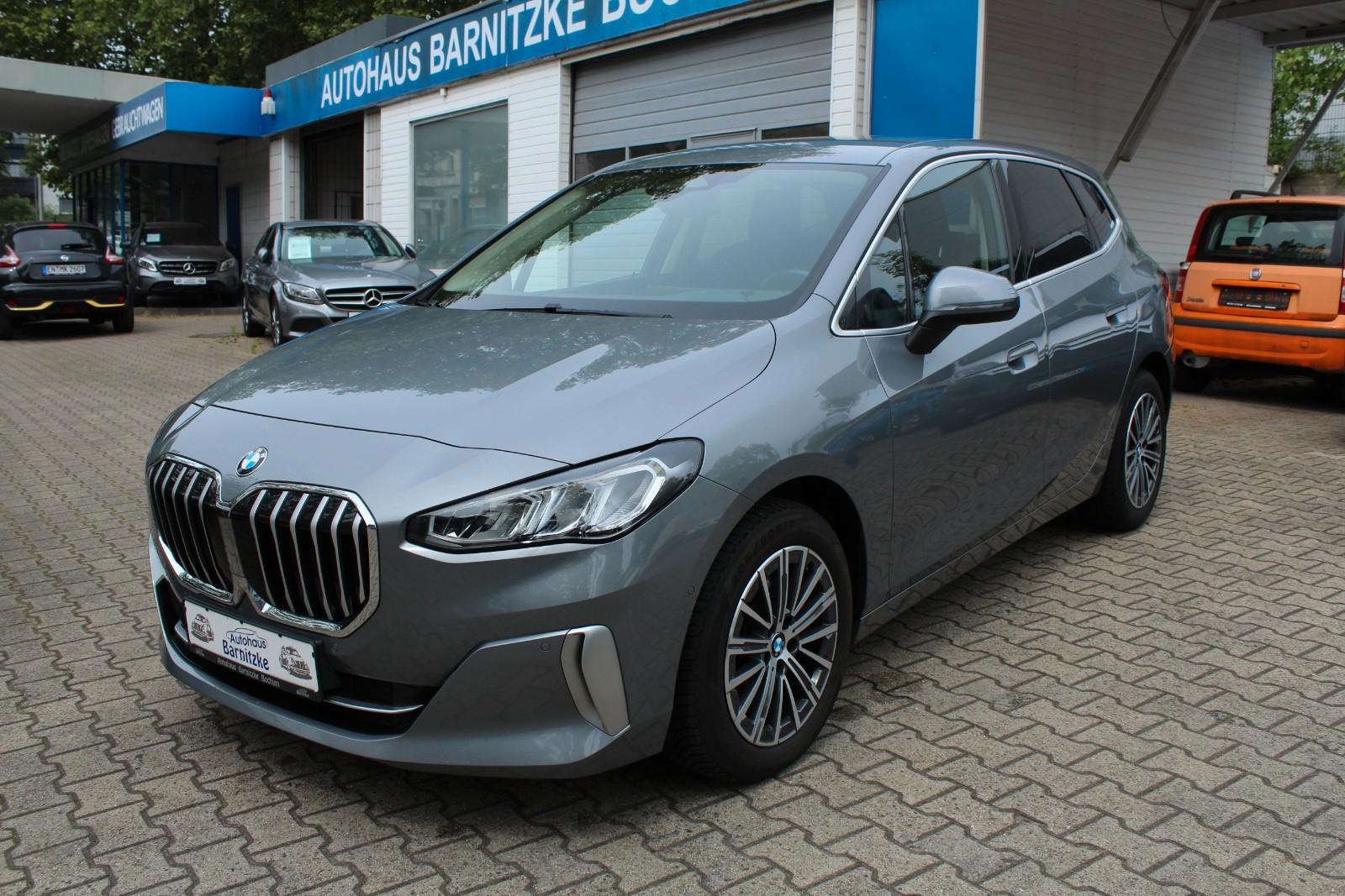 BMW 218i Active Tourer Luxury Line*Kamera*Navi*LED*