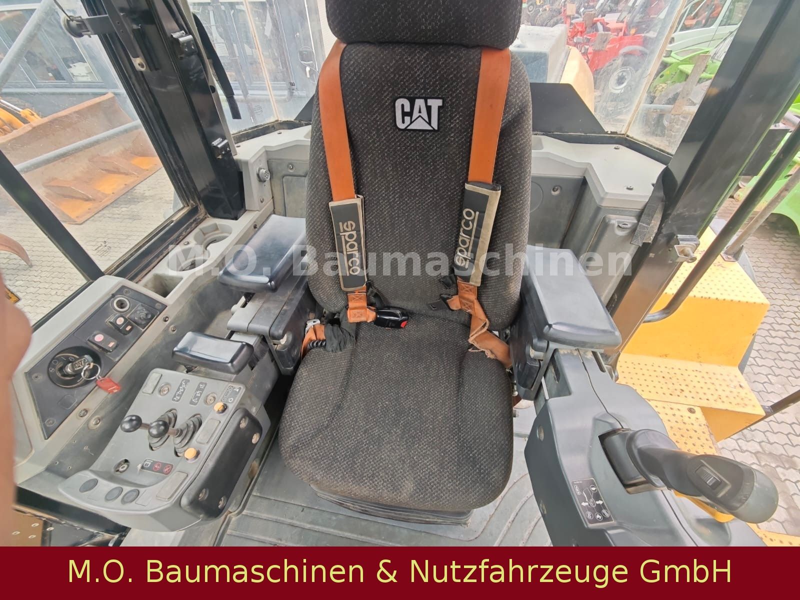 Fahrzeugabbildung CAT 980K