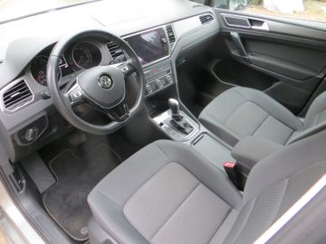 Volkswagen Golf - 12