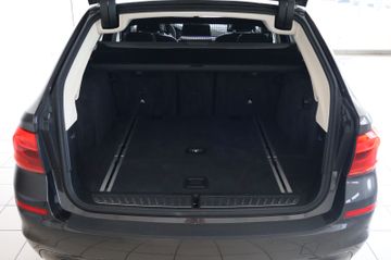 BMW 520d Touring Luxury Line Pano ACC HUD 360Kamera