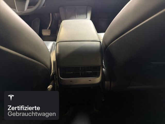 Tesla Model Y Long Range AWD foto 13