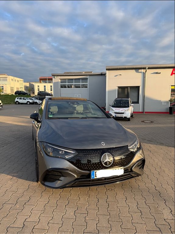Image of Mercedes-Benz EQE