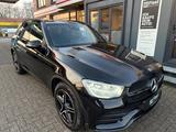 Mercedes-Benz GLC 220 4Matic AMG NAVI AHK Burmester Panoramad.