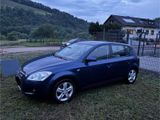 Kia Cee'd 1.6 Benziner - Kia aus 2008: Cee D