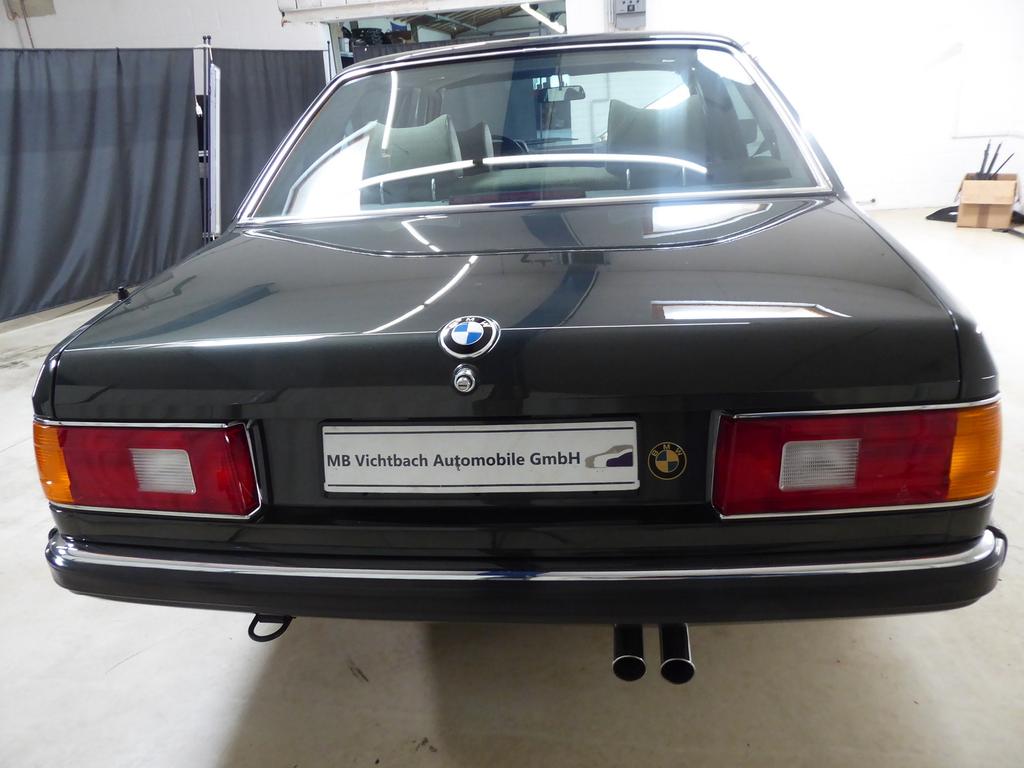 BMW 728