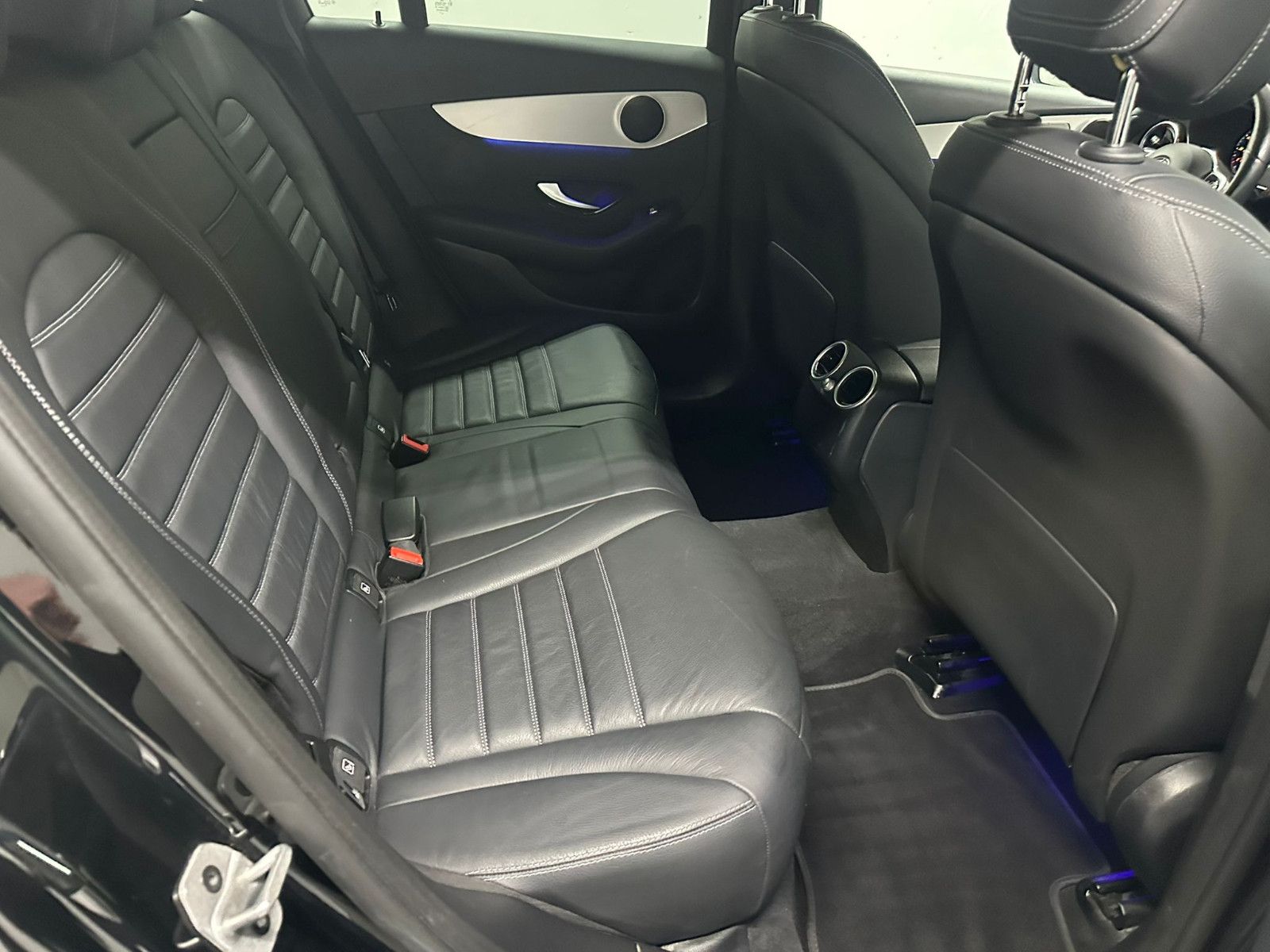 Fahrzeugabbildung Mercedes-Benz GLC 220 d 4MATIC Autom *DISTRO*AHK*360*NAVI*PANO