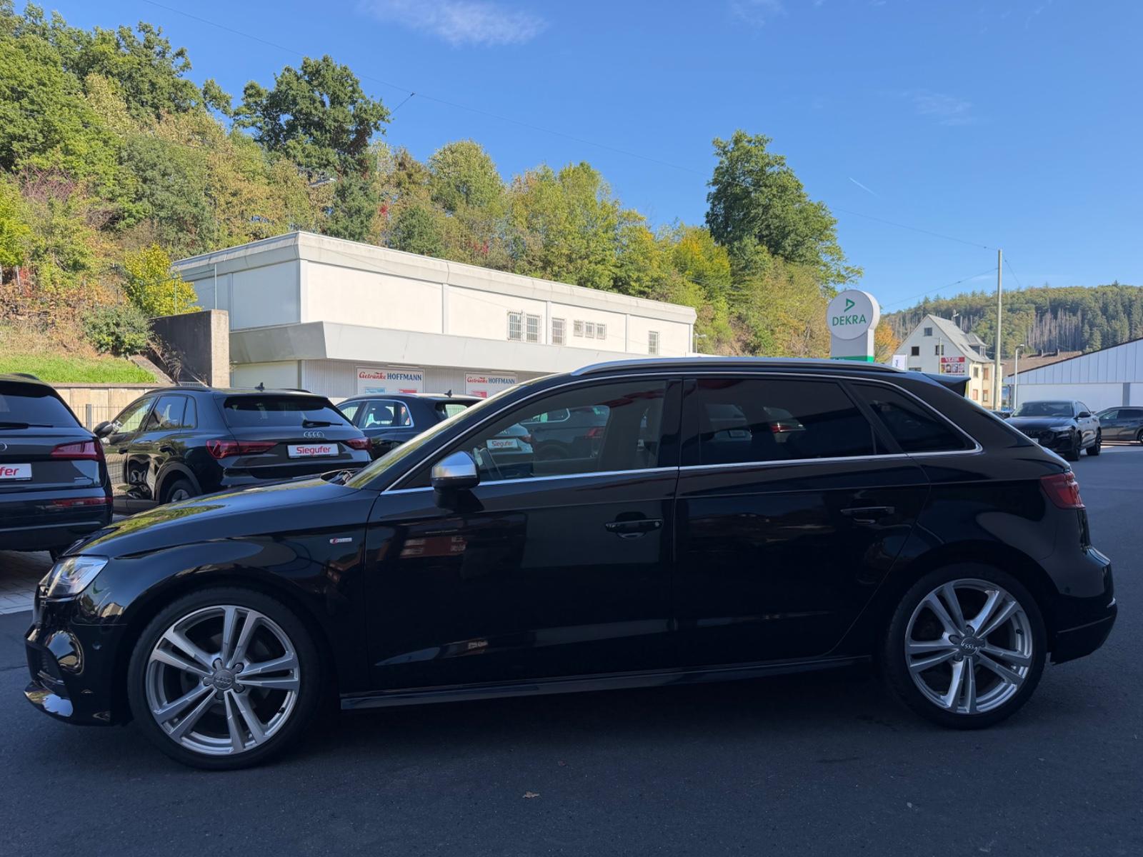 Audi A3 Sportback 1.5 TFSI S line/Virtual Cockpit/LED