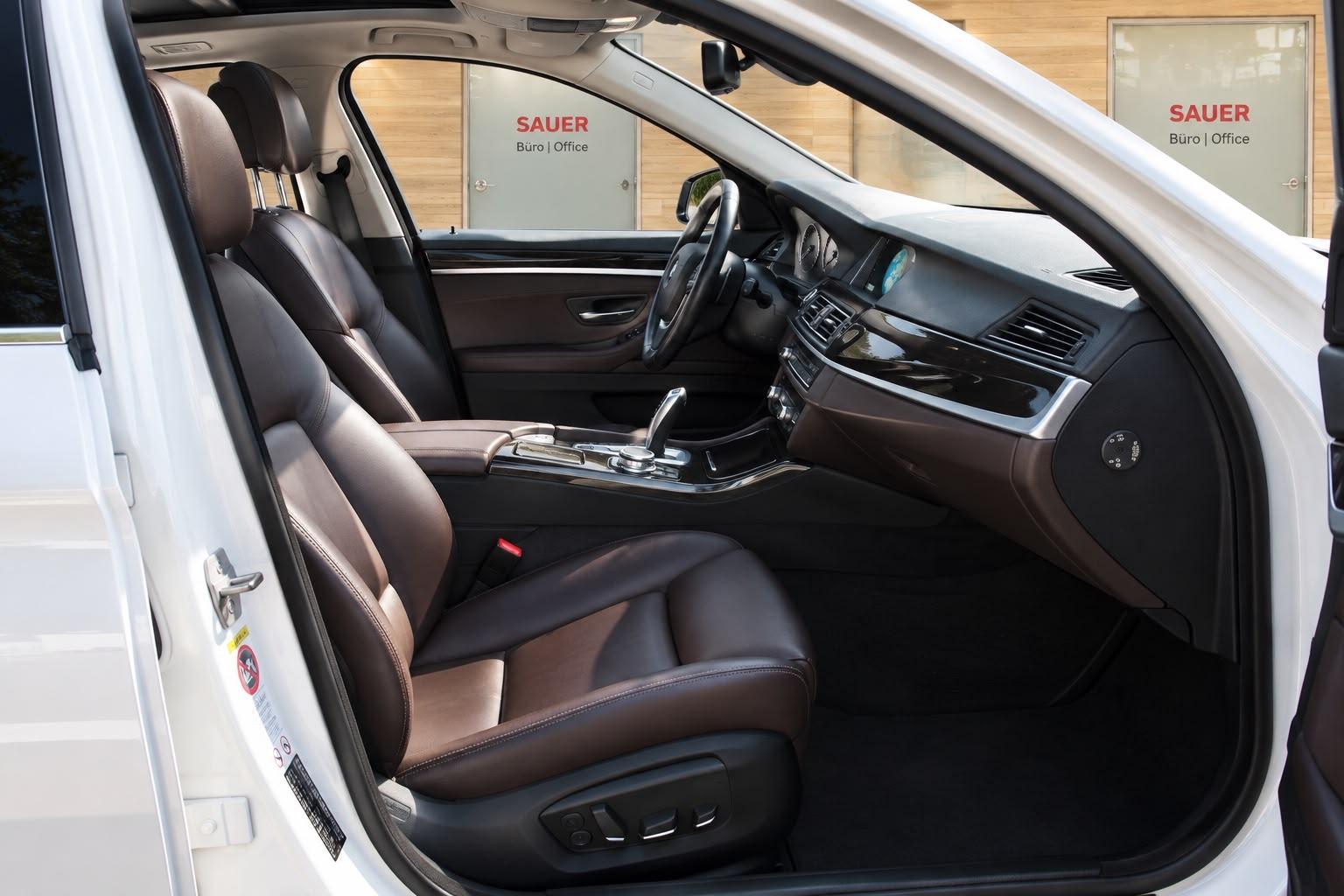 BMW 535 D - 313 CV - TOURING LUXE - BVA - HAYON ÉLECTRIQUE
