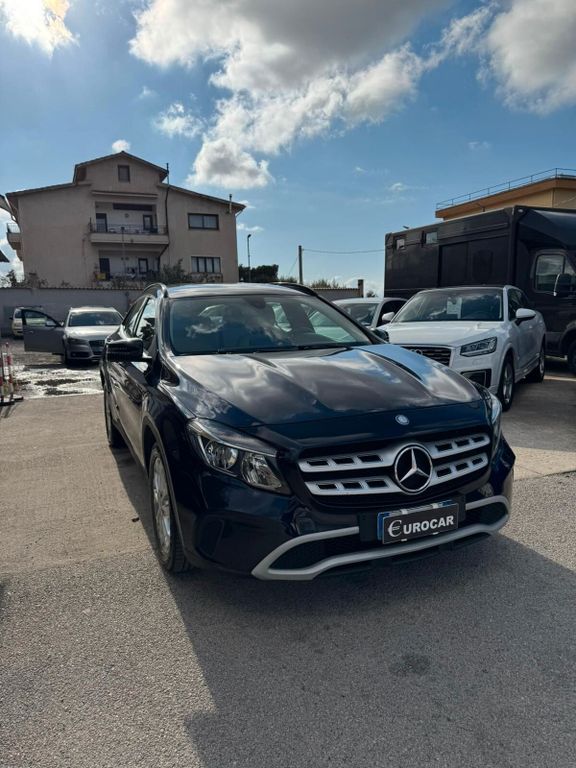 Image of Mercedes-Benz GLA 200