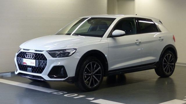 Audi A1 citycarver 30 TFSI advanced