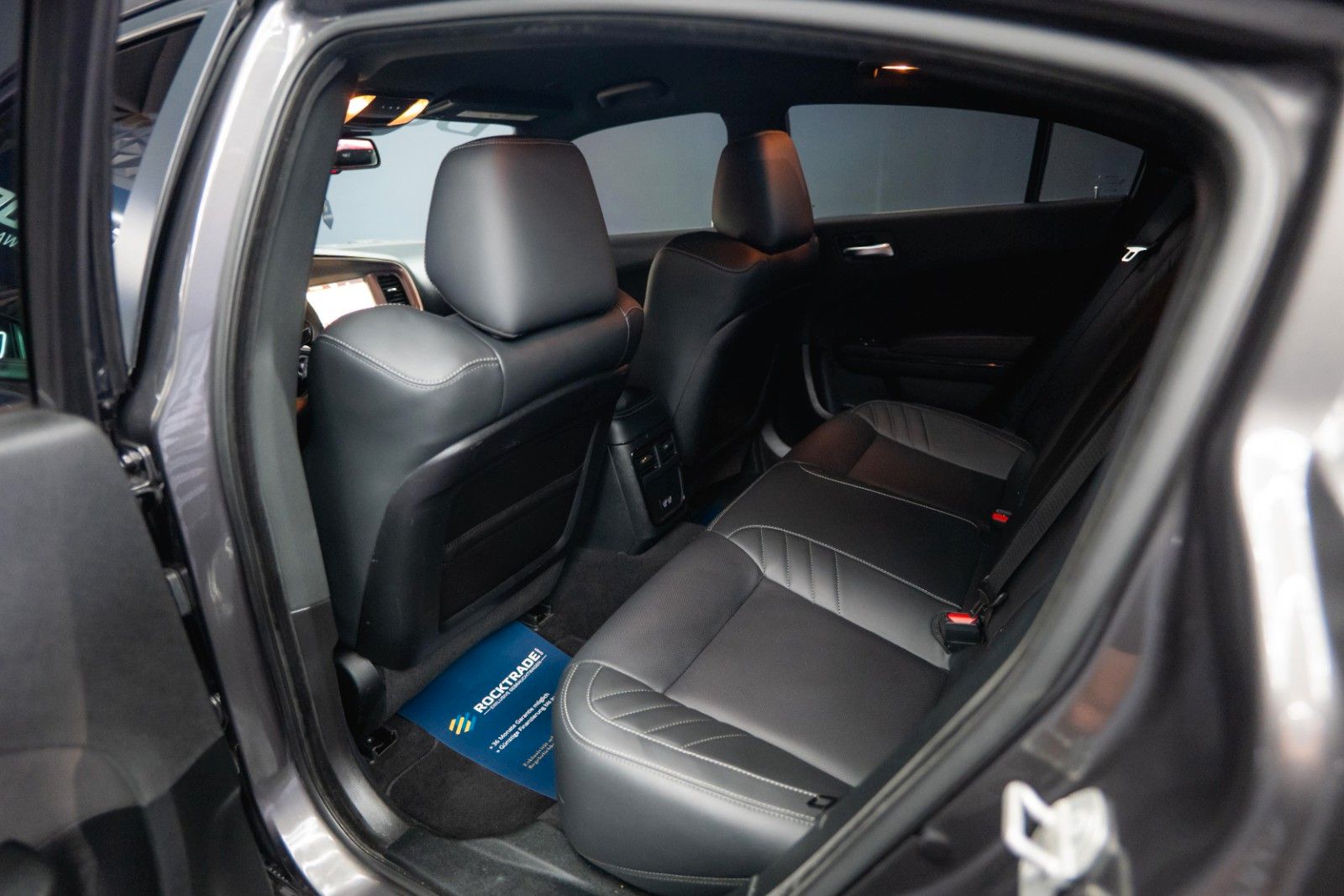 Fahrzeugabbildung Dodge Charger 5.7 V8 HEMI R/T KONG Night Performance