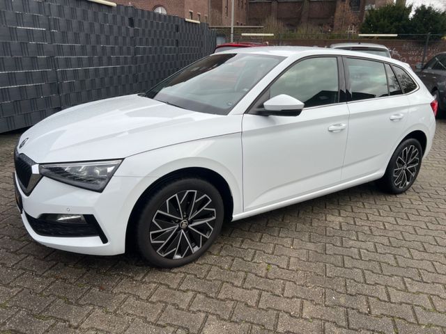 Skoda Scala 1,5  TSI Style Bluetooth CarPlay Klima MFL