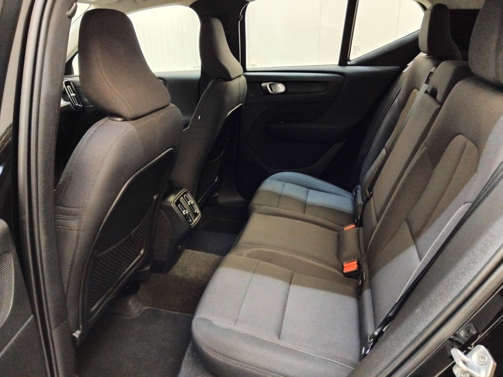 Volvo XC 40 (10/2021, Benzin)
