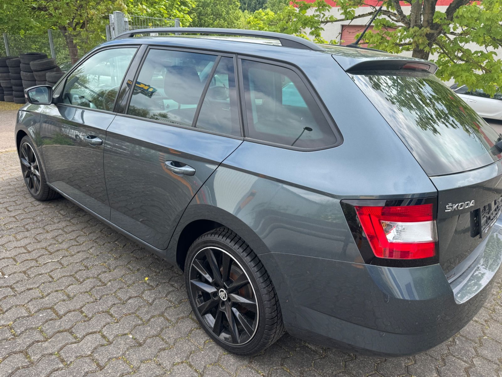 Fahrzeugabbildung SKODA Fabia Combi Ambition