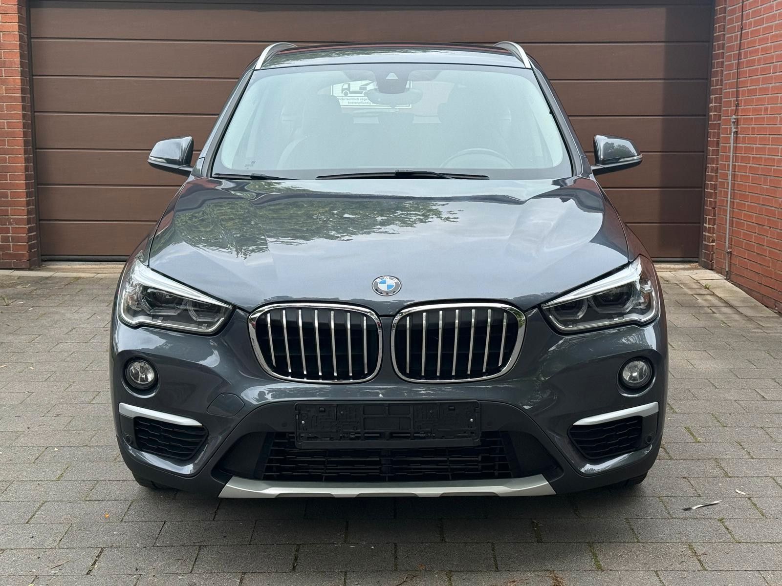 BMW X1 xDrive 20 d xLine; NAVI;LED;AHK;TÜV-NEU