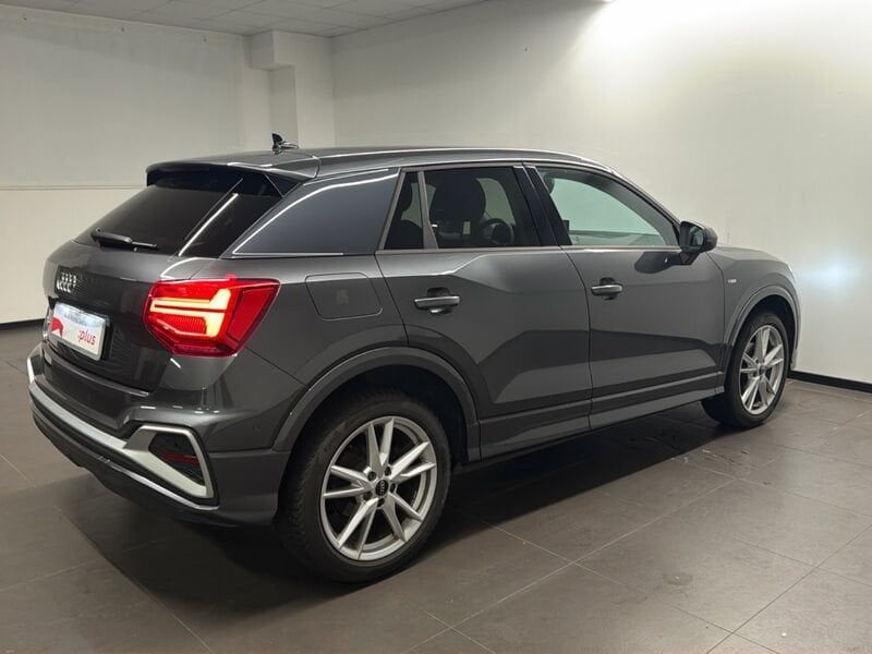 Audi Q2 Q2 35 TFSI S TRONIC S-LINE imagem 3