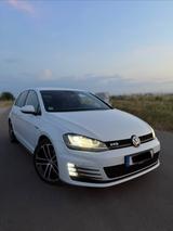 Volkswagen Golf 7 GTD - 2.0 TDI DSG BlueMotion Technology - Volkswagen Golf: 7 GTD