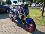 BMW F 900 R - BMW R 90