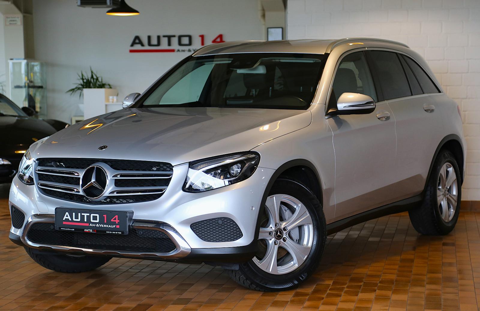 Mercedes-Benz GLC 220d 4Matic Luxury Navi LED PDC AHK 1.Hand