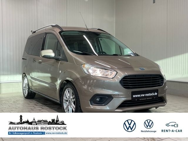 Ford Tourneo Courier Titanium 1.5 TDCi RFK PDC TEMPOM