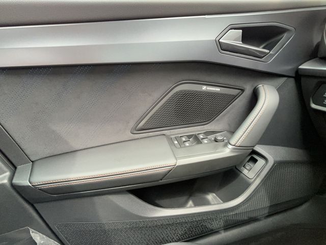 Leon ST KLIMAAUTOMATIK PDC LED SCHEINWERFER