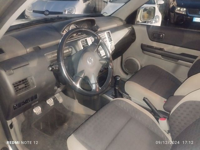 Nissan X-Trail 2.2 dCi Elegance