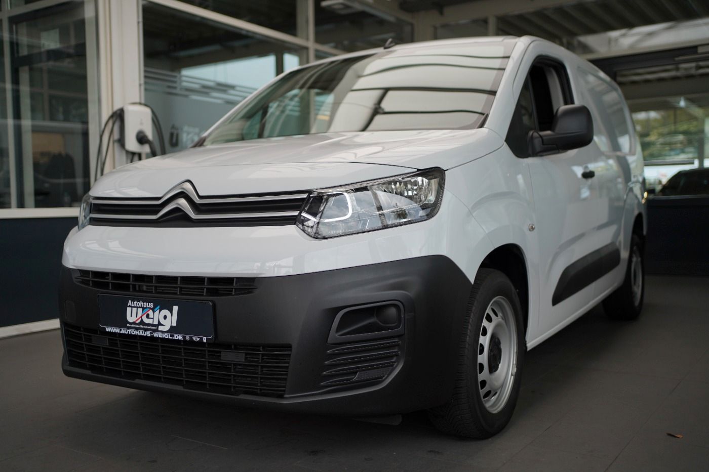 Fahrzeugabbildung Citroën Berlingo L2 BlueHDi 100 Club Klima Einparkhilfe