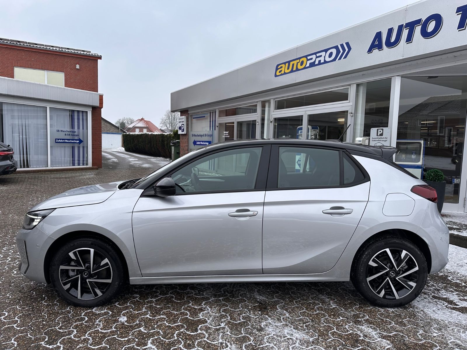 Fahrzeugabbildung Opel Corsa GS 1.2 Turbo Automatik APP/ACC/LED/SHZG