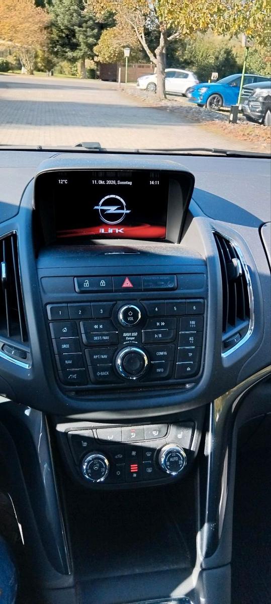 Opel Zafira tourer 2014 — photo 15