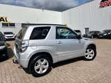 Suzuki Grand Vitara 1.9 DDIS 4X4 * 1 HAND TÜV 6.27 AHK  - Suzuki Grand Vitara: V6