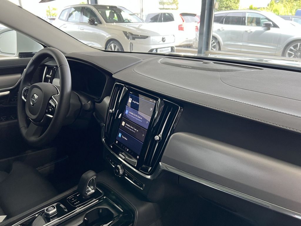 Volvo S90 T8 Plus Bright Recharge AWD AHK Schiebedach