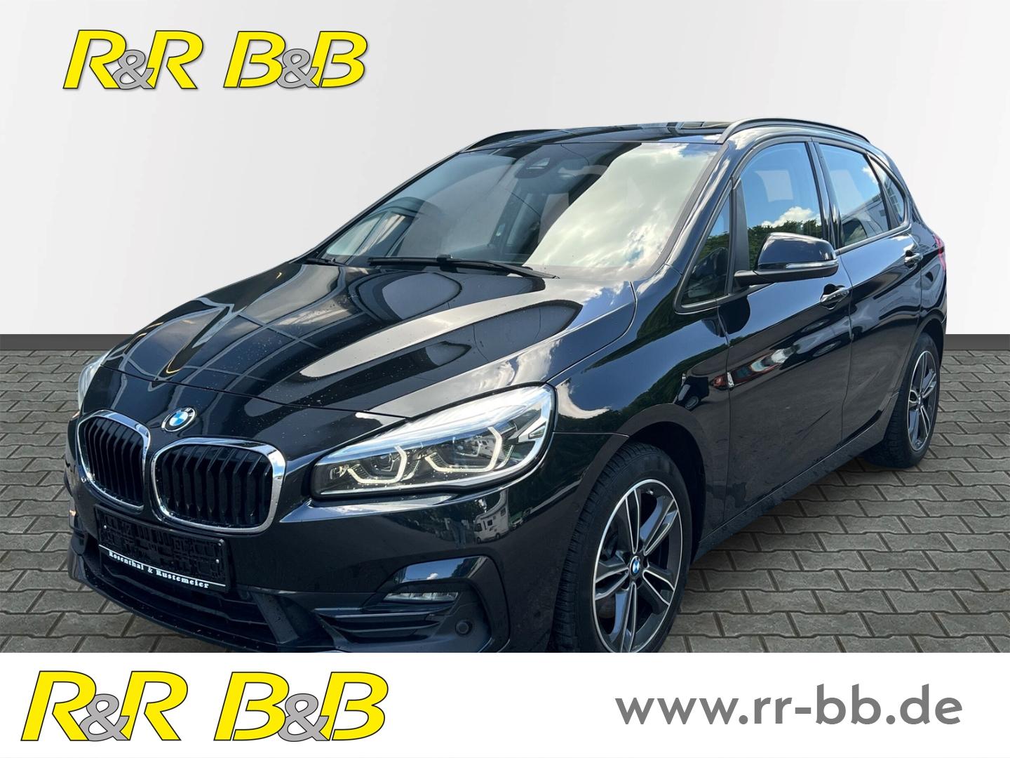 BMW 220 Active Tourer d xDrive Sport Line Park-Assis