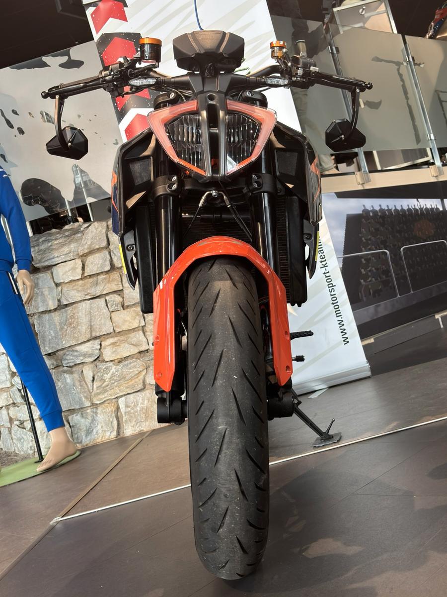 KTM 1290 Super Duke R