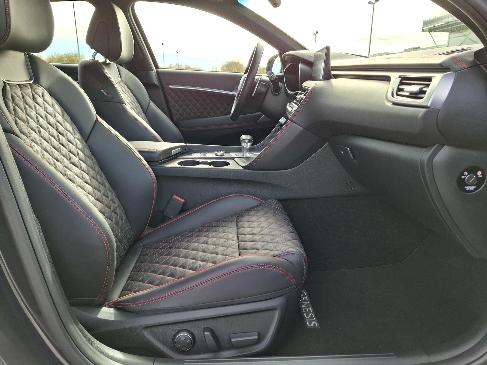 Genesis G70 GX8 Shooting Brake 2.0T AWD Sport