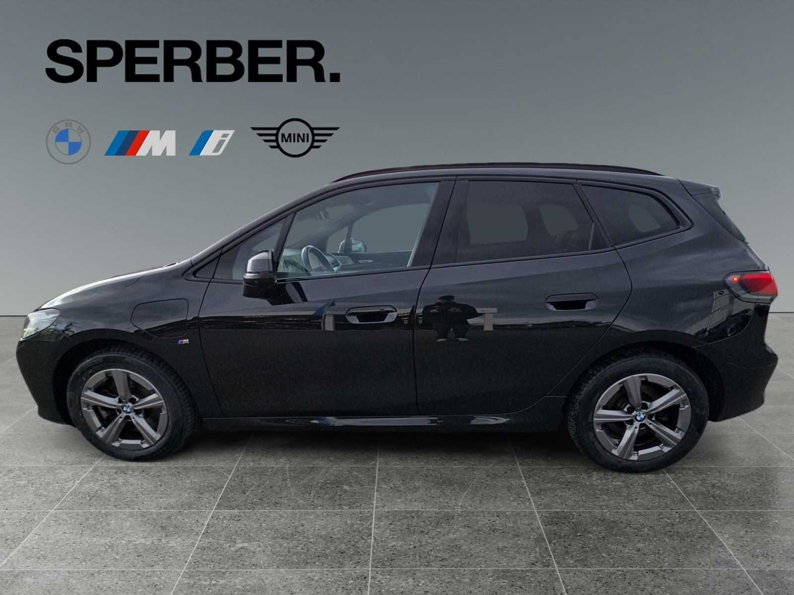 BMW 230 Active Tourer - Bild 2