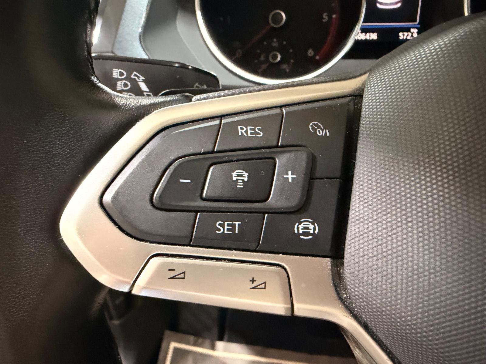 Volkswagen Tiguan Life 2.0TDI DSG/SHZ/ACC/LED/PDC/17", миниатюра 18