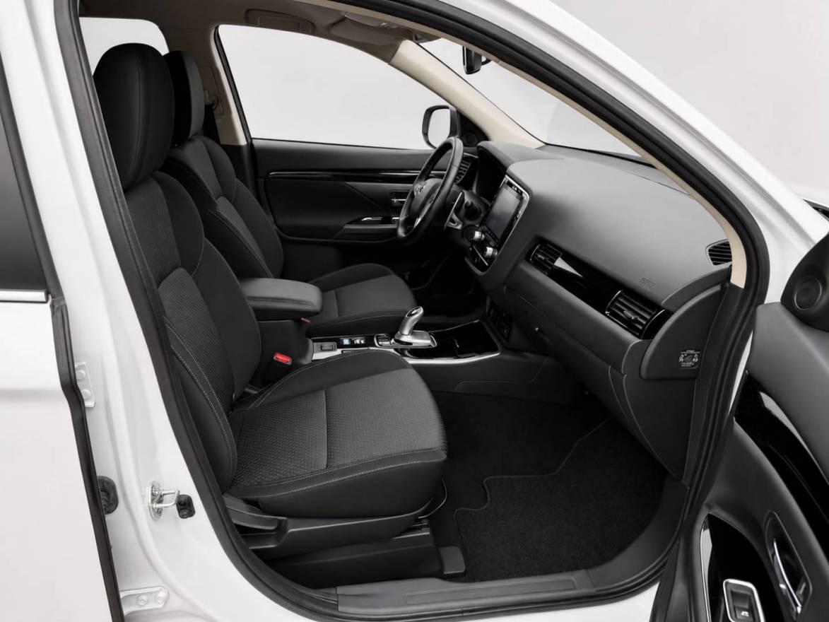 Mitsubishi Plug-In Hybrid Outlander 2.4'Basis'