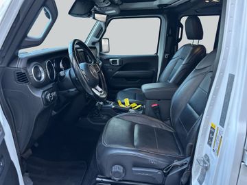 Jeep Wrangler - 10