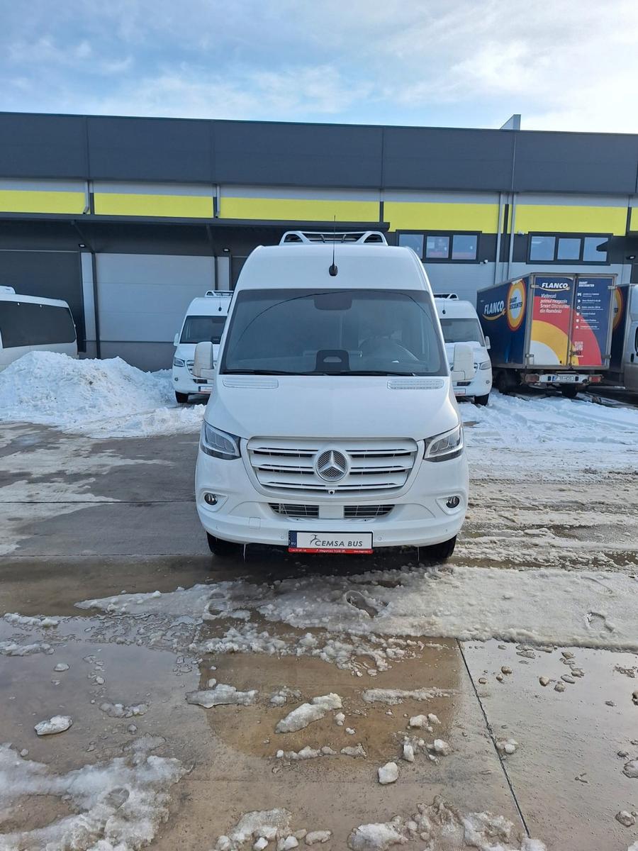 Mercedes-Benz Sprinter 519