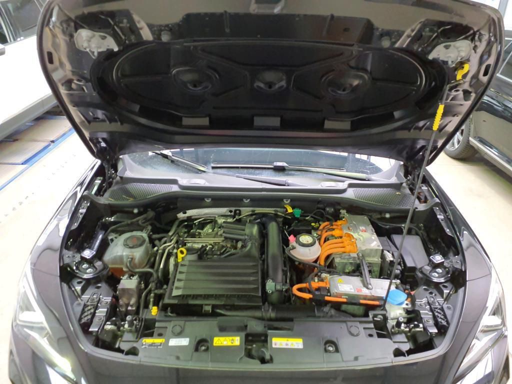 Cupra Formentor 1.4 e-Hybrid DSG RFK*PDC*Tempo*Klima