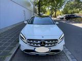 Mercedes-Benz GLA 250 DCT -