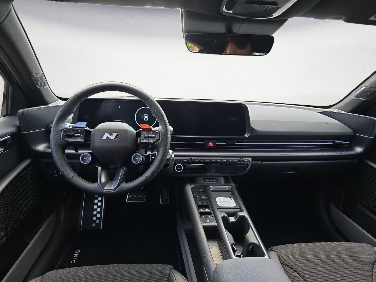 Hyundai IONIQ 6 – Bild 12