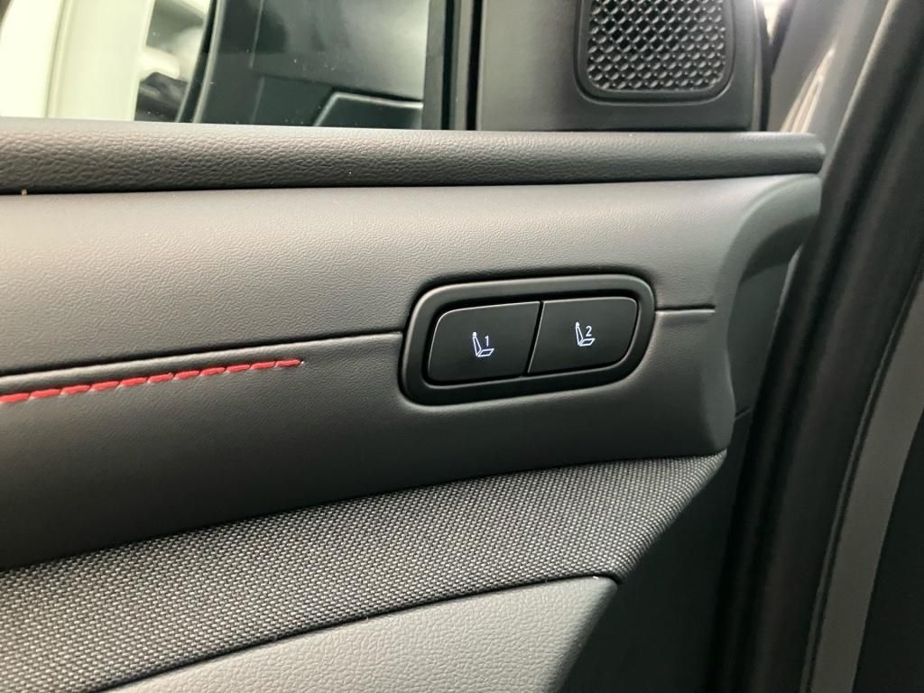 Fahrzeugabbildung Hyundai TUCSON FL (MY26) 1.6 T-GDI (180 PS) 7-DCT 4WD N