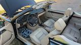 Mercedes-Benz E 320 Cabrio Schaltgetriebe AMG Optik - Mercedes-Benz E 320: AMG