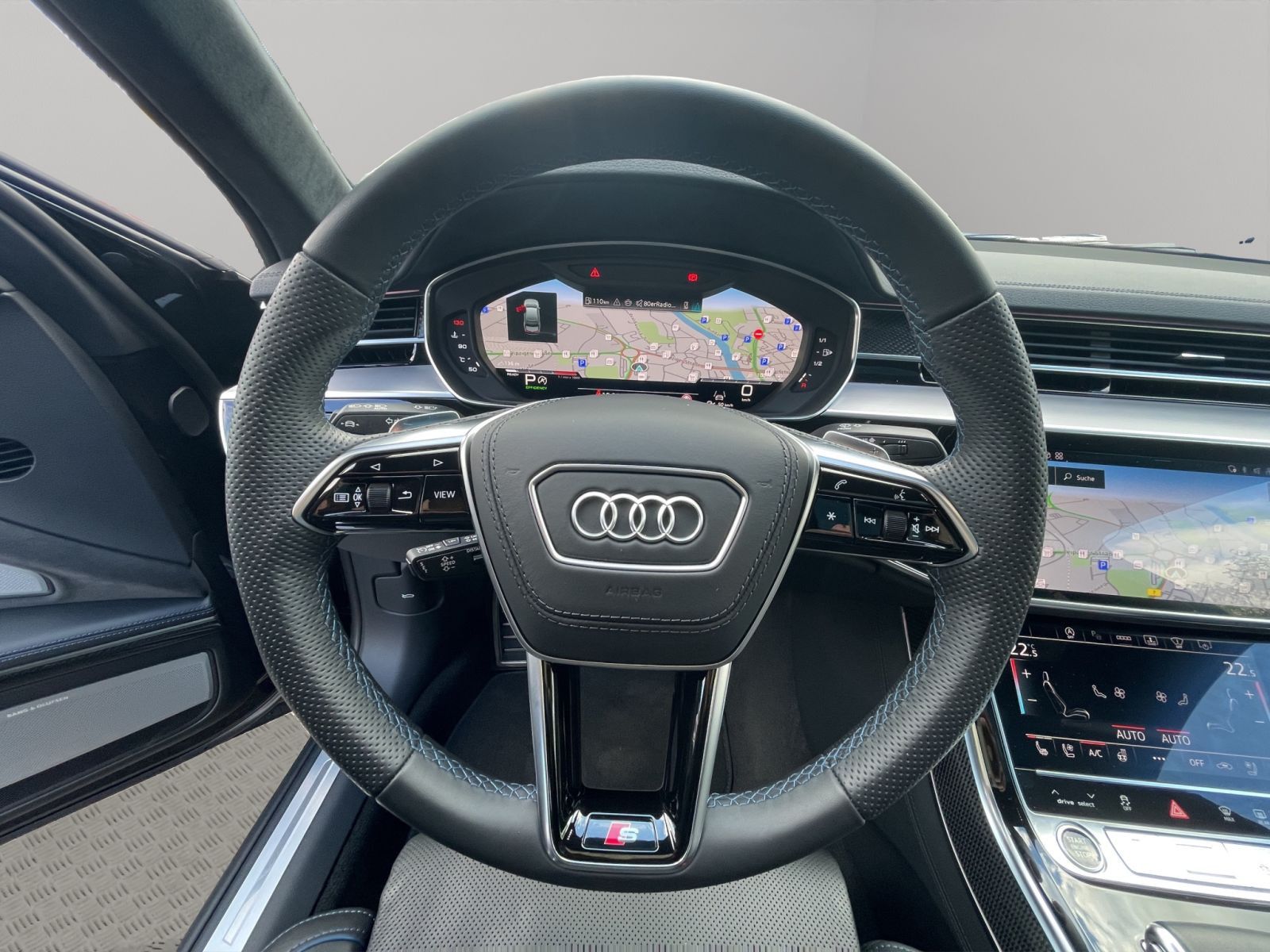 Audi A8 - Bild 12