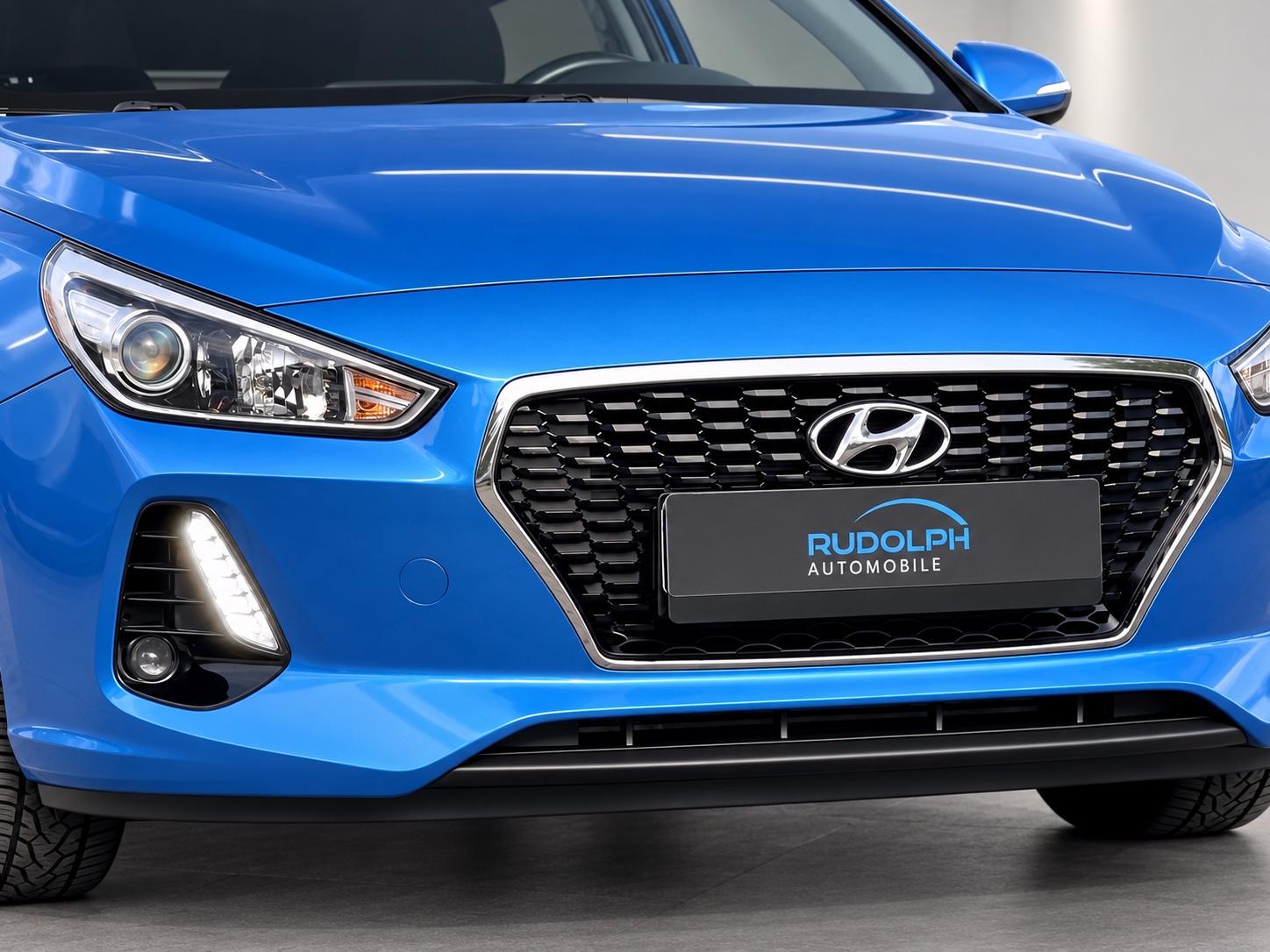 Hyundai i30 1,4 AUTOM. NAVI SITZHEIZ.SCHECKHEFT GARANTIE