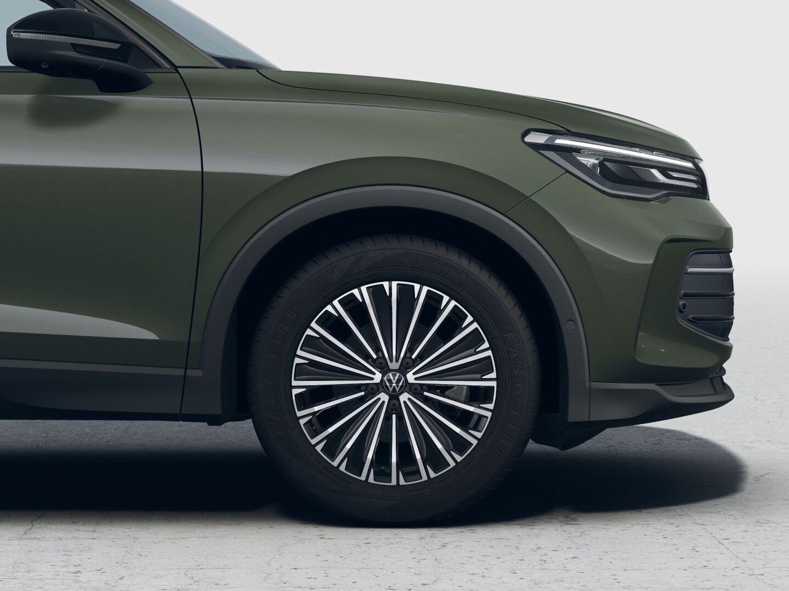 Fahrzeugabbildung Volkswagen Tiguan  Energy 1.5 eTSI DSG *AHK, AreaView, Navi